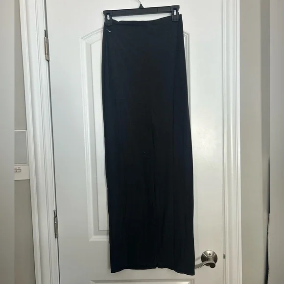 Skims Fits Everybody Maxi Skirt - Picture 6 of 7